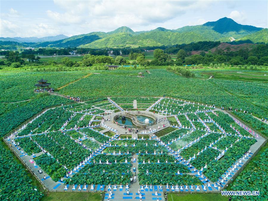 CHINA-FUJIAN-JIANNING-YOGA SHOW (CN)