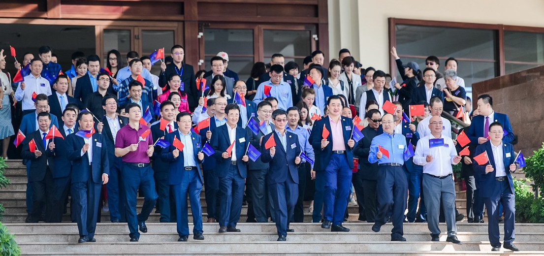 &ldquo;2019中國企業(yè)家博鰲論壇&rdquo;音樂紀錄片拍攝現(xiàn)場