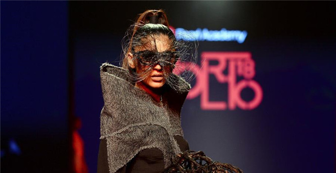 印度時(shí)裝周——Pearl Academy時(shí)裝秀