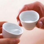 白酒勾兌風(fēng)波謎題待解：誤讀還是造假？