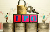 鼓勵(lì)持股滿三年的原有股東將部分老股向投資者轉(zhuǎn)讓，轉(zhuǎn)讓后，公司實(shí)際控制人不得發(fā)生變更。

 　　嘉實(shí)財(cái)富管理有限公司財(cái)富管理總監(jiān)吳妙娟：老股轉(zhuǎn)讓也是一個(gè)亮點(diǎn)，而不是像以前僅僅是發(fā)行新股。對(duì)股價(jià)做出穩(wěn)定的要求，對(duì)中小投資者利益有比較好的保護(hù)作用。