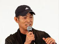 李連杰:企業(yè)家們應(yīng)該想一想如何讓社會(huì)找到健康快樂(lè)