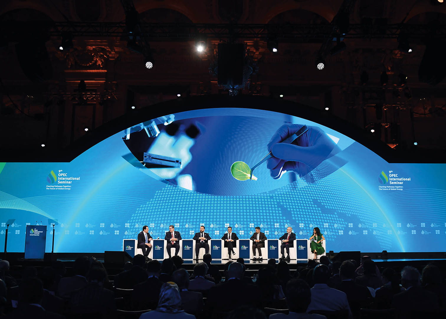 明爭(zhēng)暗斗：沙阿關(guān)系步入競(jìng)合新階段