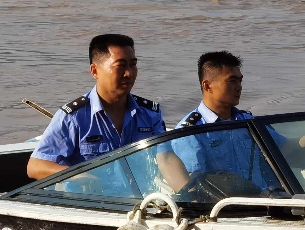 &ldquo;自費(fèi)護(hù)魚(yú)的&lsquo;民間河長(zhǎng)&rsquo;&rdquo;鴻鵠護(hù)魚(yú)志愿隊(duì)