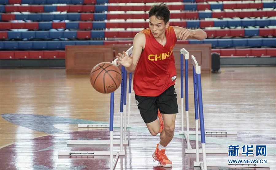 （軍運(yùn)會&middot;圖文互動(dòng)）（8）從&ldquo;遲到者&rdquo;到世界冠軍&mdash;&mdash;記八一空軍五項(xiàng)隊(duì)隊(duì)員葉邦武（配本社同題文字稿）