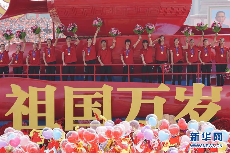 (圖文互動(dòng))(3)“體育和人民軍隊(duì)有著不解之緣”——專(zhuān)訪新中國(guó)體育事業(yè)奠基人賀龍?jiān)獛浿R曉明(配本社同題文字稿)