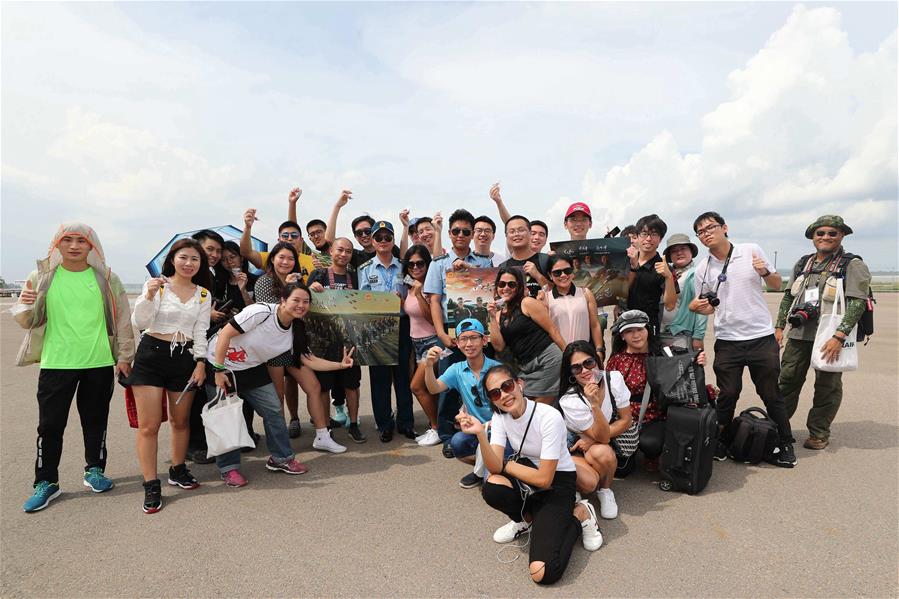 （聚焦疫情防控&middot;圖文互動(dòng)）（2）運(yùn)-20&ldquo;硬核機(jī)票&rdquo;為啥走紅走心？ &mdash;&mdash;探尋空軍的戰(zhàn)&ldquo;疫&rdquo;故事