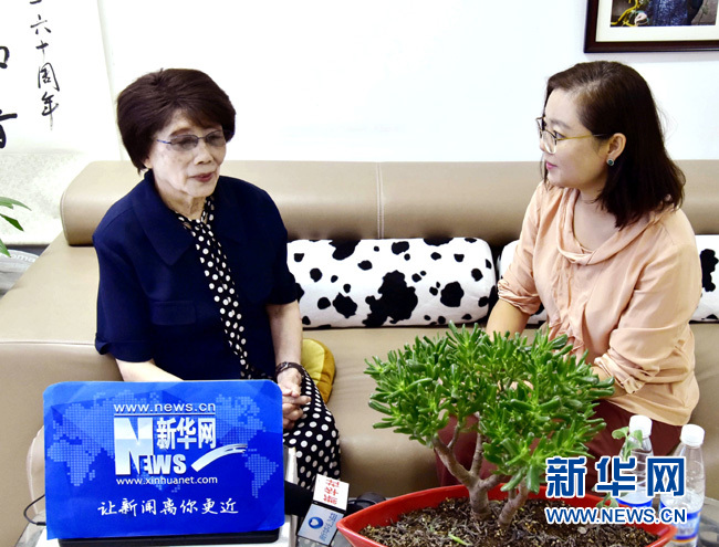 電波永不消逝，隨著時(shí)代發(fā)展傳播可能會(huì)有多種形式，年輕播音員要不忘初心，在如今優(yōu)越條件下更應(yīng)砥礪自己。