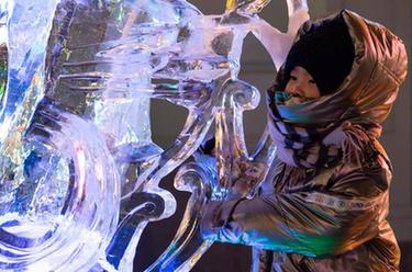 &ldquo;冰城&rdquo;哈爾濱：冬日冰元素引客來(lái)