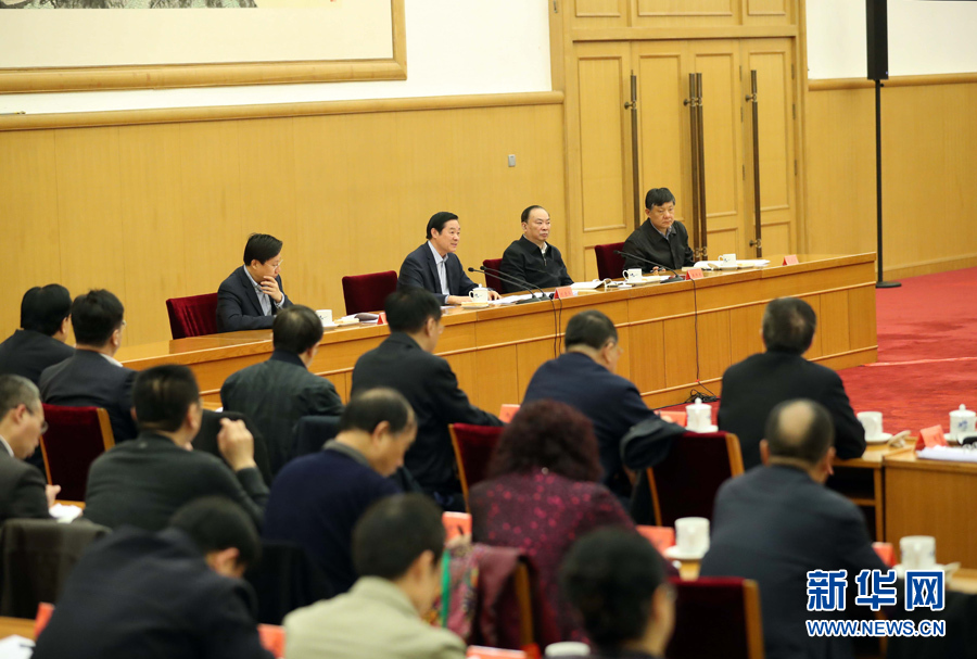 3月23日，治國(guó)理政論壇&ldquo;&lsquo;四個(gè)全面&rsquo;戰(zhàn)略布局系列理論研討會(huì)&rdquo;首場(chǎng)研討會(huì)在北京召開，中共中央政治局委員、中央書記處書記、中宣部部長(zhǎng)劉奇葆出席會(huì)議并講話。新華社記者 劉衛(wèi)兵 攝
