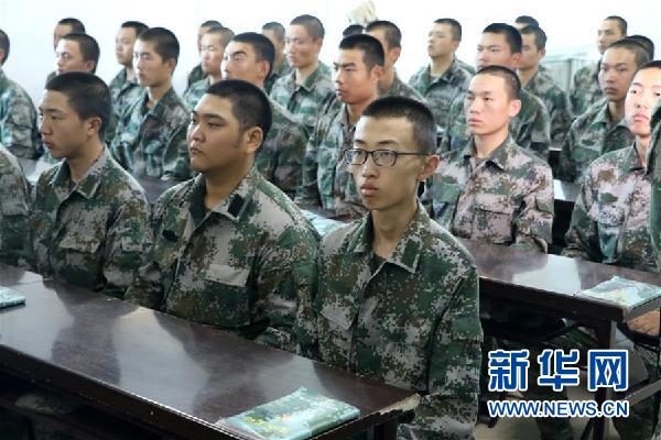 （十九大時(shí)光&middot;圖文互動(dòng)）（1）青春，在夢(mèng)想的引領(lǐng)下飛揚(yáng)&mdash;&mdash;來自基層蹲點(diǎn)現(xiàn)場(chǎng)的報(bào)道