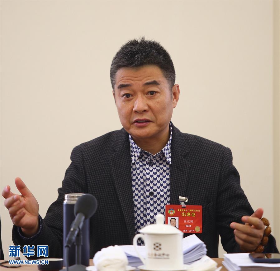 （兩會&middot;快語錄）張建國委員：按照藝術(shù)規(guī)律加強(qiáng)京劇教育