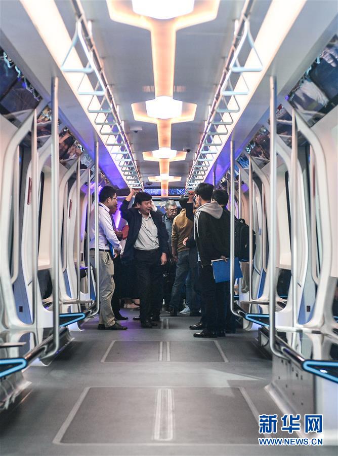 （圖文互動(dòng)）（4）中車(chē)長(zhǎng)客研制新一代智能地鐵列車(chē)在長(zhǎng)春首次亮相