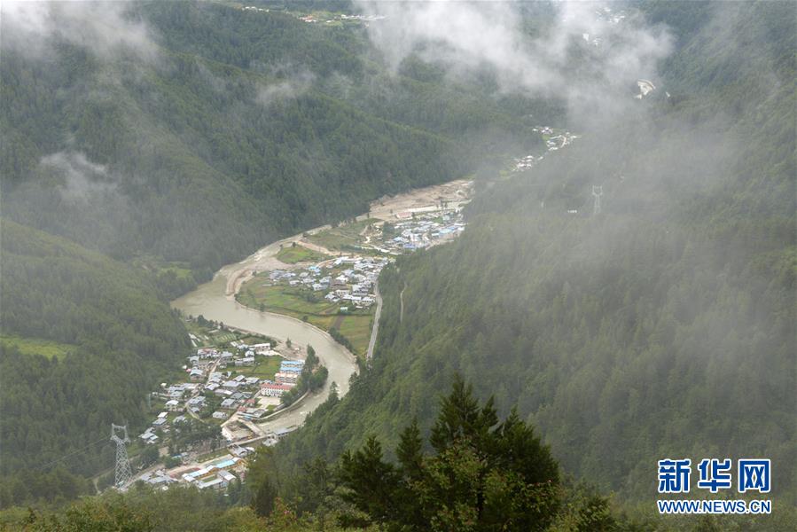 （新時(shí)代國(guó)門(mén)行&middot;圖文互動(dòng)）（2）乃堆拉：&ldquo;風(fēng)雪山口&rdquo;迎來(lái)歷史機(jī)遇