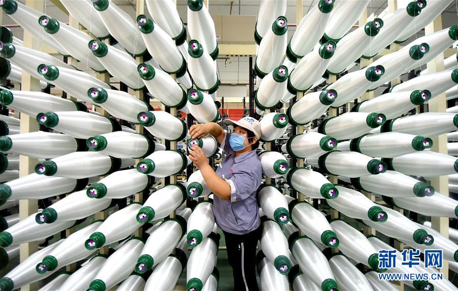 #（新華全媒頭條&middot;迎接兩會特別報(bào)道&middot;圖文互動）（11）會當(dāng)水擊三千里&mdash;&mdash;全國兩會前夕看中國信心