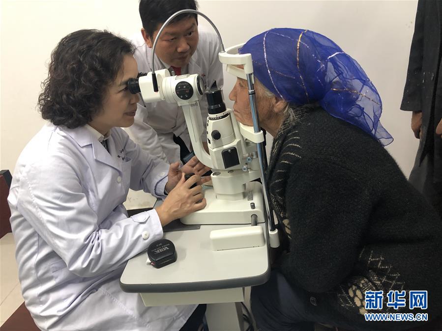 (圖文互動(dòng))(3)沙漠邊緣迎來(lái)了“國(guó)家醫(yī)療隊(duì)”