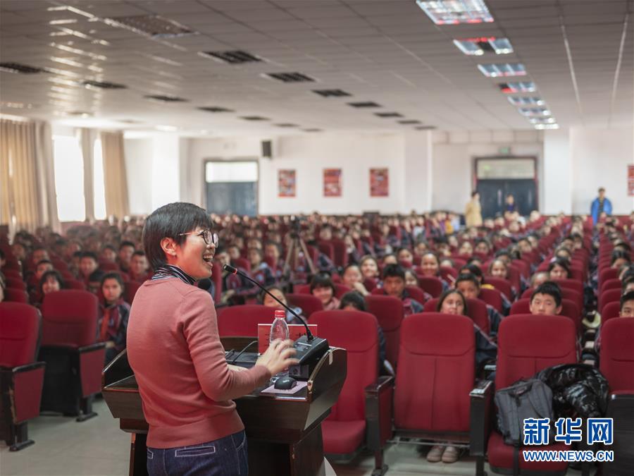 (圖文互動(dòng))(2)沙漠邊緣迎來(lái)了“國(guó)家醫(yī)療隊(duì)”