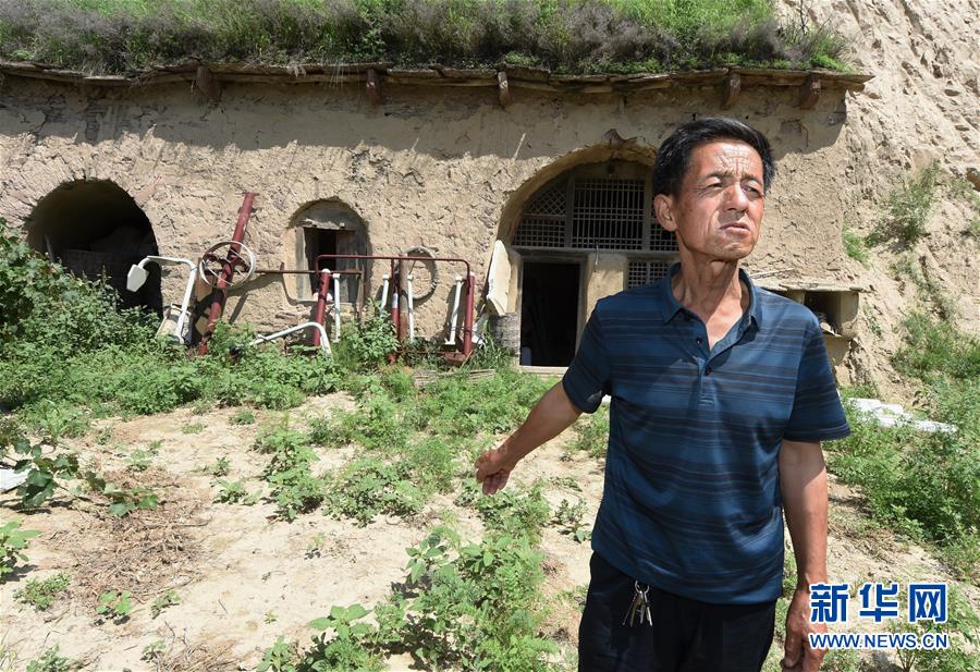 （新華全媒頭條&middot;壯麗70年&middot;奮斗新時代&mdash;&mdash;記者再走長征路&middot;圖文互動）（2）紅星，從這里照耀中國&mdash;&mdash;陜北見證中國革命的歷史轉(zhuǎn)折