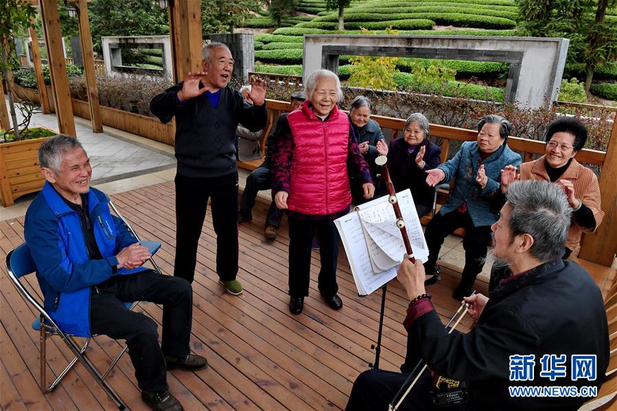 （新華全媒頭條&middot;圖文互動(dòng)）（9）從大國(guó)之治邁向強(qiáng)國(guó)之治&mdash;&mdash;新中國(guó)70年社會(huì)治理現(xiàn)代化巡禮