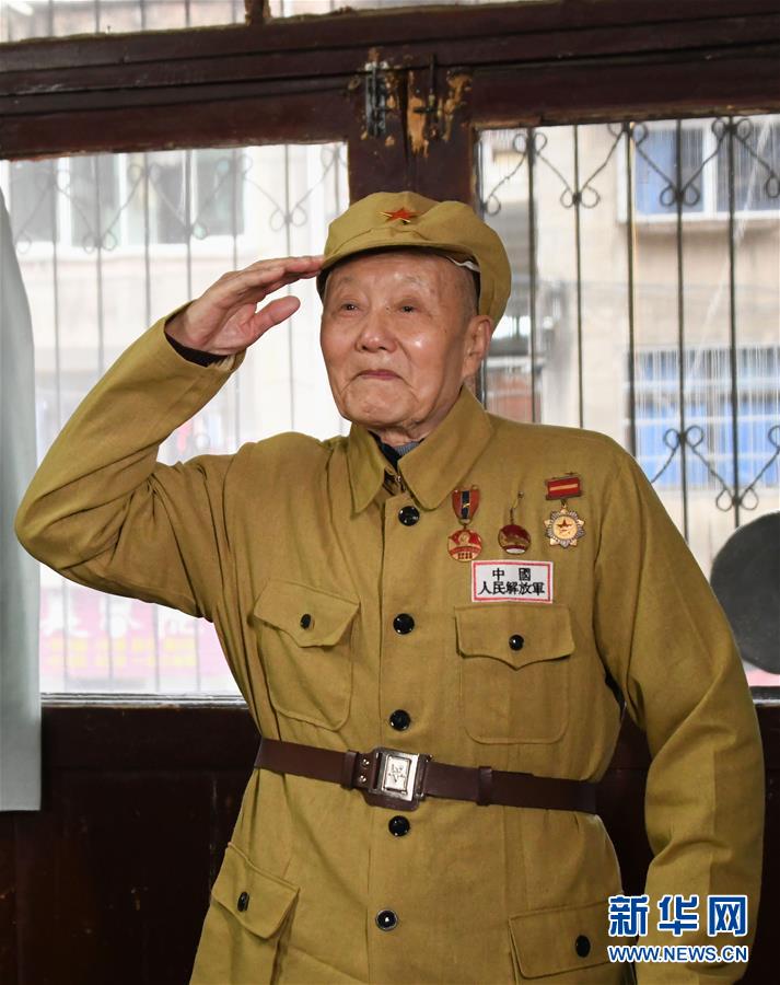 （新華全媒頭條&middot;圖文互動(dòng)）（16）天翻地覆慨而慷&mdash;&mdash;從慶祝中華人民共和國(guó)成立70周年大型成就展看新中國(guó)光輝歷程