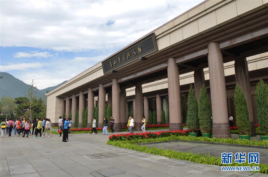 （新華全媒頭條&middot;圖文互動(dòng)）（6）人間正道是滄桑&mdash;&mdash;獻(xiàn)給中華人民共和國70周年華誕