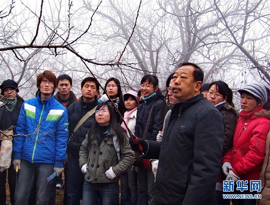 （壯麗70年&middot;奮斗新時(shí)代&mdash;&mdash;共和國(guó)榮光&middot;圖文互動(dòng)）（1）太行山上的新愚公&mdash;&mdash;記&ldquo;人民楷模&rdquo;國(guó)家榮譽(yù)稱(chēng)號(hào)獲得者李保國(guó)