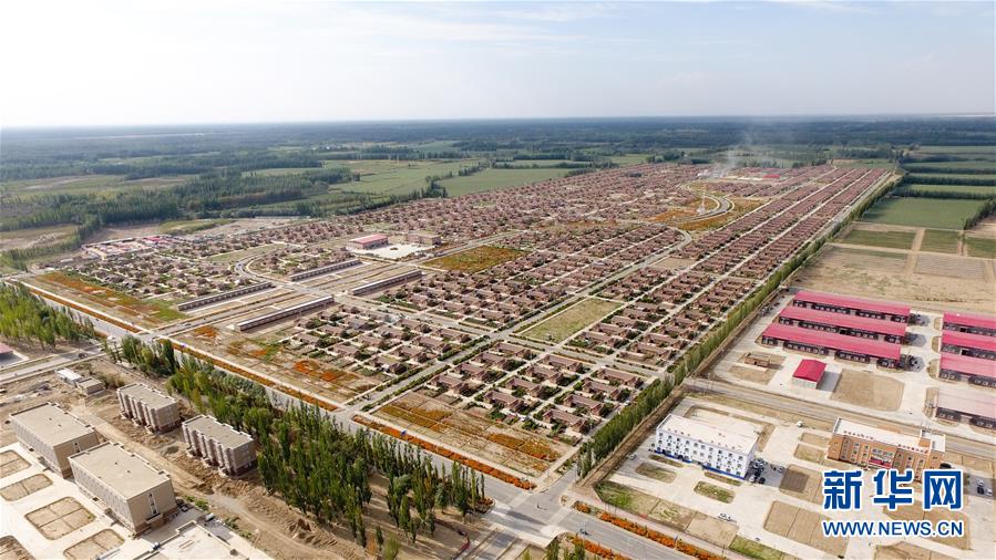 （決戰(zhàn)決勝扶貧攻堅&middot;圖文互動）（1）凝心聚力奔小康&mdash;&mdash;新疆南疆四地州脫貧攻堅成就綜述