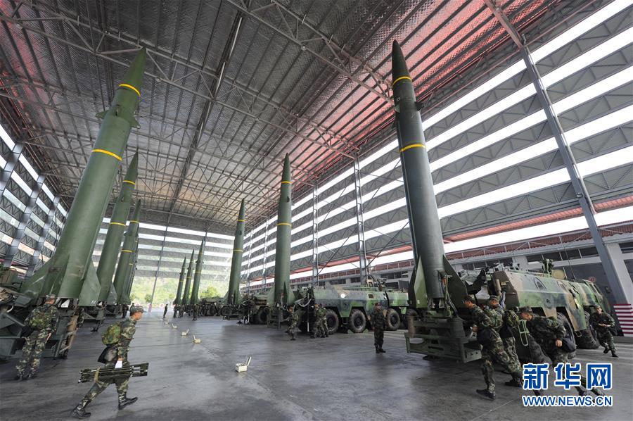 (圖文互動(dòng))(1)永遠(yuǎn)沖鋒的“導(dǎo)彈發(fā)射先鋒營(yíng)”——記闊步強(qiáng)軍征途的火箭軍某旅發(fā)射一營(yíng)