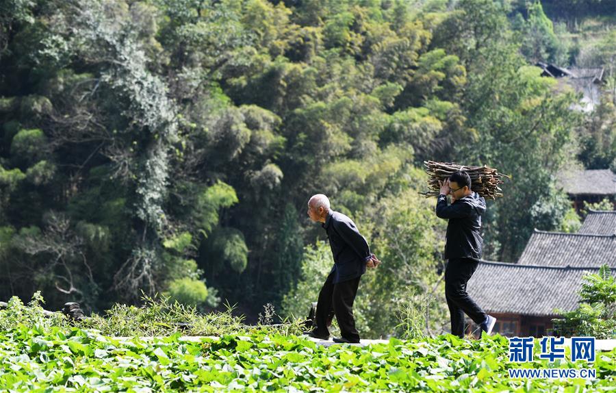 （新華全媒頭條&middot;圖文互動）（2）干部去哪兒了？&mdash;&mdash;貴州干部大規(guī)模下沉脫貧攻堅(jiān)一線紀(jì)實(shí)