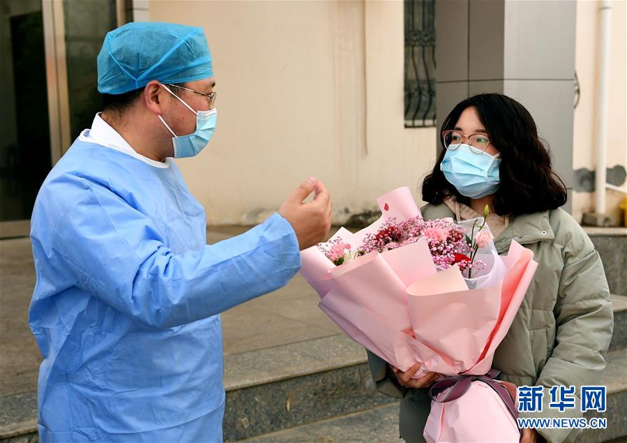 （聚焦疫情防控&middot;圖文互動(dòng)）（3）女研究生在縣級(jí)醫(yī)院治愈：&ldquo;我能挺過來，其他人也可以&rdquo;