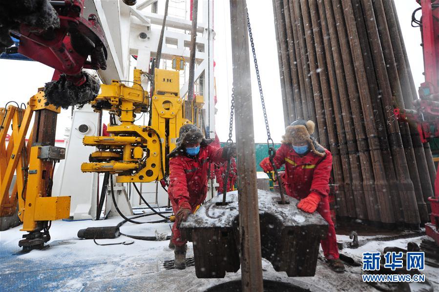 （圖文互動）（2）大慶油田：一手抓防疫，一手抓生產(chǎn)