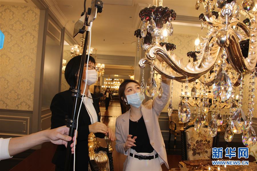 (中國經(jīng)濟新觀察·圖文互動)(1)搶抓“云端”的機遇——看數(shù)字技術如何撬動新動能