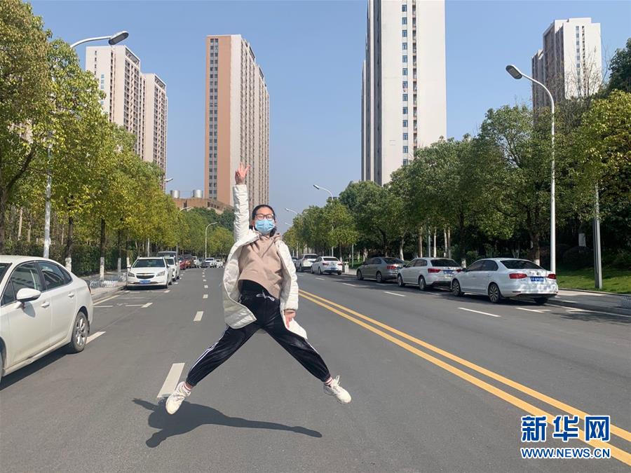 （一線抗疫群英譜&middot;圖文互動）（3）&ldquo;95后&rdquo;大學(xué)生郝鶯歌：退掉車票，她選擇直面病毒