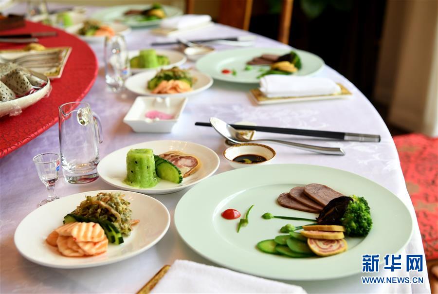 （聚焦復(fù)工復(fù)產(chǎn)&middot;圖文互動）（2）&ldquo;分得安心，吃得放心&rdquo;&mdash;&mdash;豫菜老字號的復(fù)工見聞