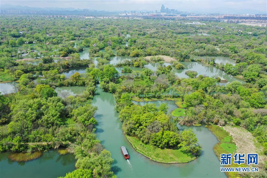 (新華全媒頭條·圖文互動)(7)永遠(yuǎn)的夢想 永恒的追求——寫在北京世園會開幕一周年之際