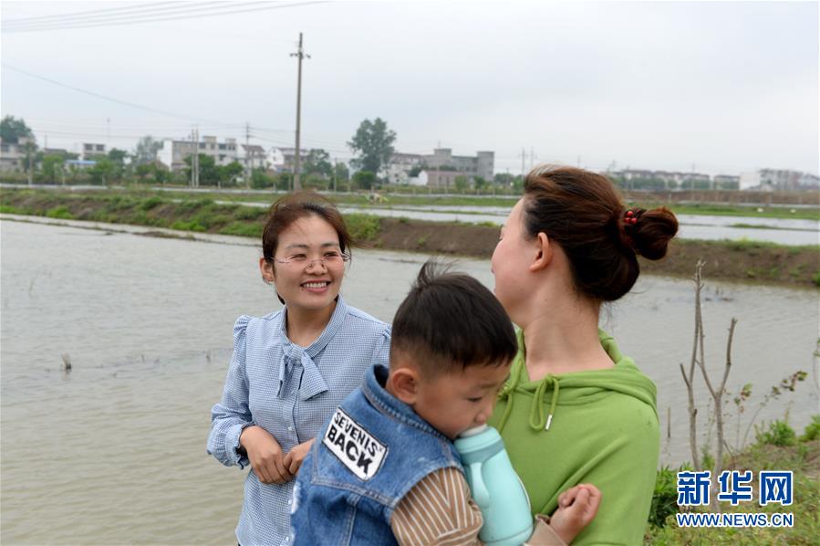 (代表委員履職)(4)全國(guó)人大代表王萌萌:產(chǎn)業(yè)興旺讓鄉(xiāng)村振興更有底氣