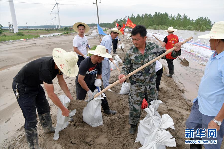 (新華全媒頭條·圖文互動)(3)筑起共御水患的鋼鐵長堤——戰(zhàn)洪一線的“干群關(guān)系新答卷”