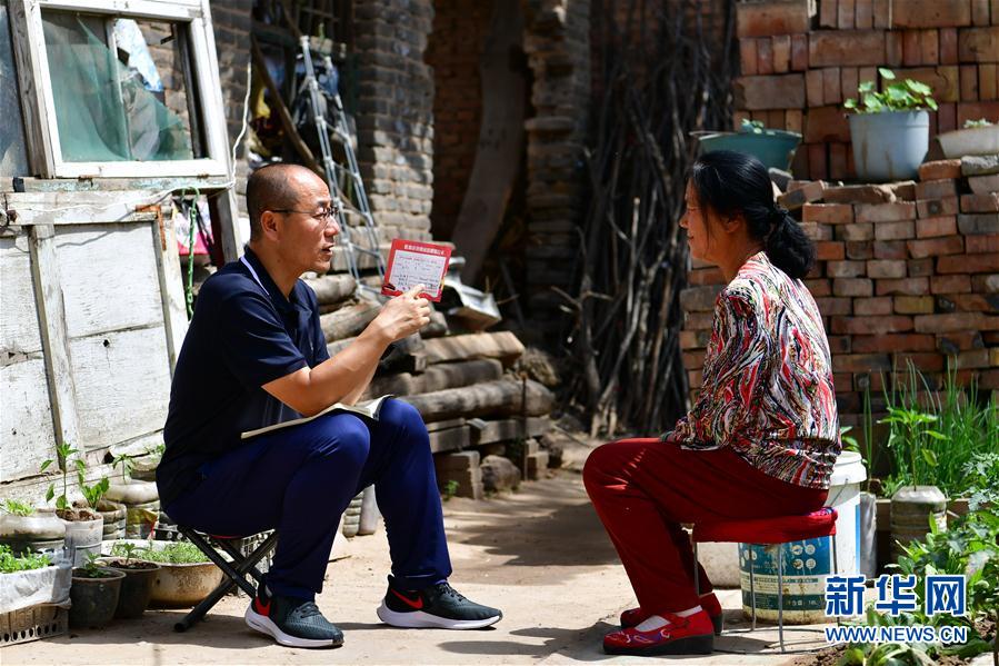 （新華全媒頭條&middot;圖文互動(dòng)）（6）黃土地上向陽(yáng)花開&mdash;&mdash;來(lái)自山西深度貧困地區(qū)的脫貧故事