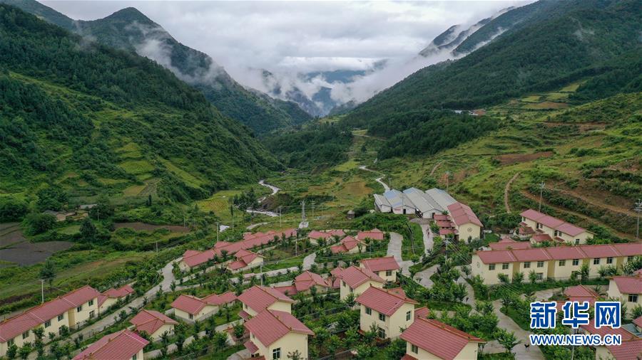 (決戰(zhàn)決勝脫貧攻堅·督戰(zhàn)未摘帽貧困縣·圖文互動)(2)12000多個“火種”點亮大涼山