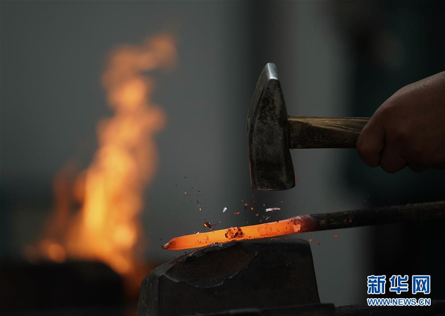 （走向我們的小康生活&middot;決戰(zhàn)決勝脫貧攻堅(jiān)&middot;圖文互動(dòng)）（2）甘青交界處的跨越&mdash;&mdash;保安族、撒拉族的脫貧故事