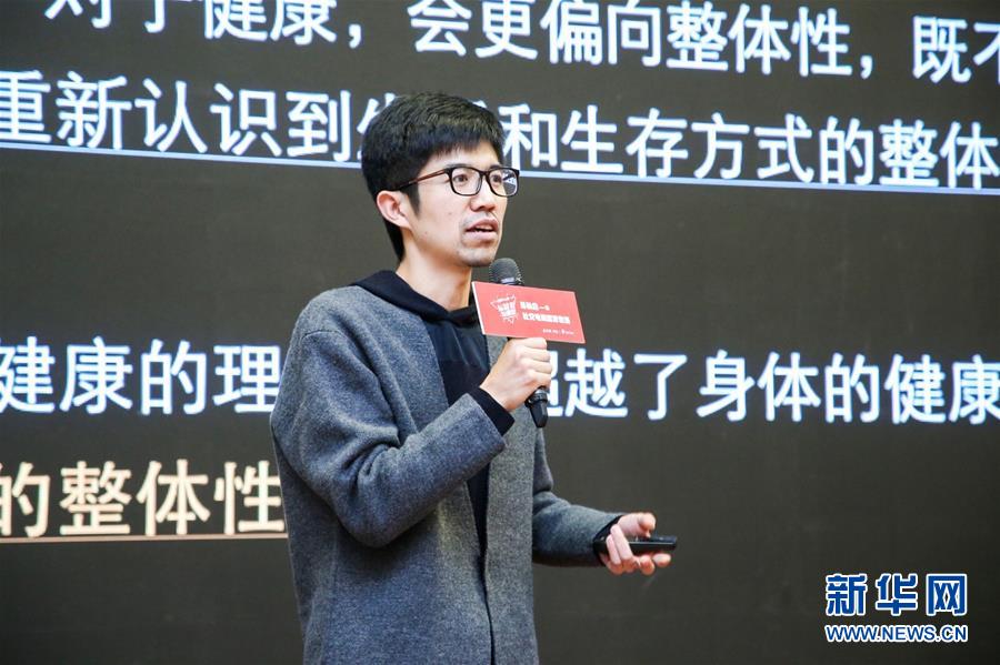 (新華全媒頭條·青春的夢(mèng)想 青春的奮斗·圖文互動(dòng))(12)二〇二一——二〇三五:照見(jiàn)你我青春路