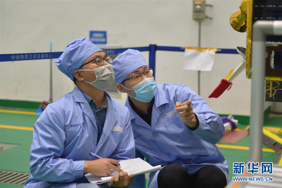 (在習(xí)近平強(qiáng)軍思想指引下·我們在戰(zhàn)位報告·圖文互動)(3)向著未來戰(zhàn)場沖鋒——國防科技大學(xué)科研創(chuàng)新記事