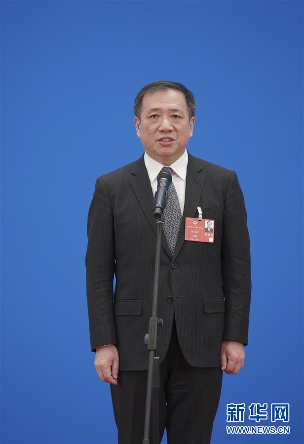 （兩會&middot;政協(xié)開幕）（5）接受采訪
