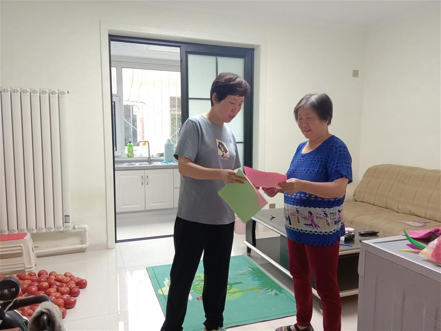 （在習近平新時代中國特色社會主義思想指引下&mdash;&mdash;新時代新作為新篇章&middot;習近平總書記關切事&middot;圖文互動）（3）讓&ldquo;舌尖上的節(jié)約&rdquo;成為習慣&mdash;&mdash;全社會營造浪費可恥、節(jié)約為榮的氛圍掃描