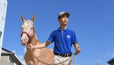 奔跑吧！馬背上的鄉(xiāng)村少年