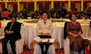 紀(jì)念&ldquo;三八&rdquo;國(guó)際勞動(dòng)?jì)D女節(jié)102周年中外婦女招待會(huì)在京舉行