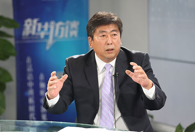 最根本的就是錢從哪里來、人往哪里去。