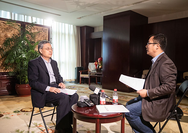 充分調(diào)動信貸、債券、股權(quán)、理財、信托、保險等各類金融資源