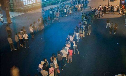 大醫(yī)院人滿為患，社區(qū)醫(yī)院門可羅雀怎么破？