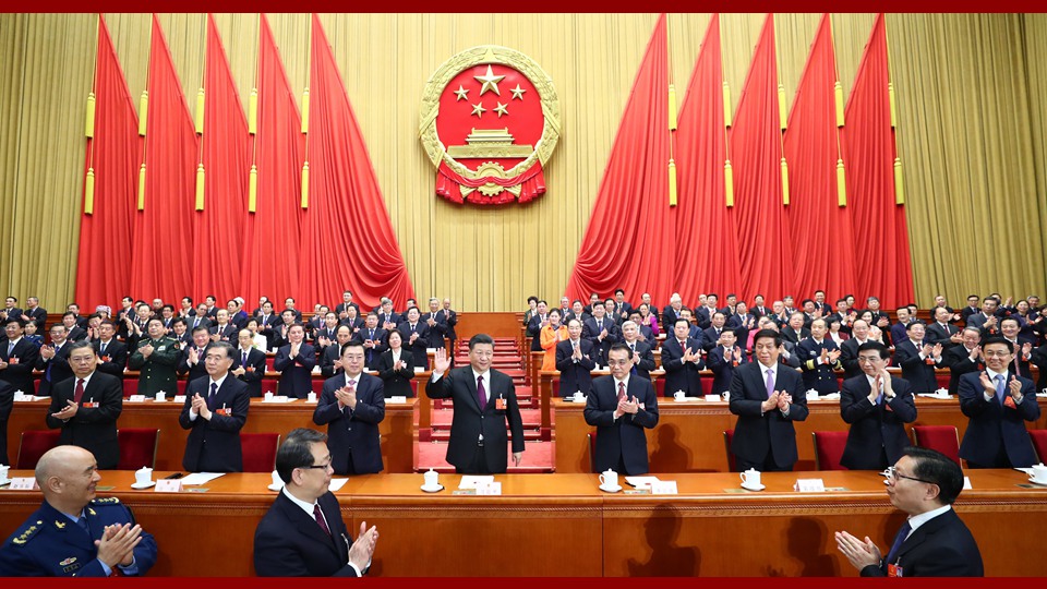 習(xí)近平當(dāng)選國(guó)家主席、中央軍委主席